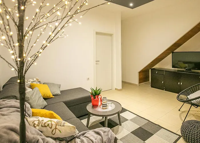 Апартаменти Colosseum View&dreams *