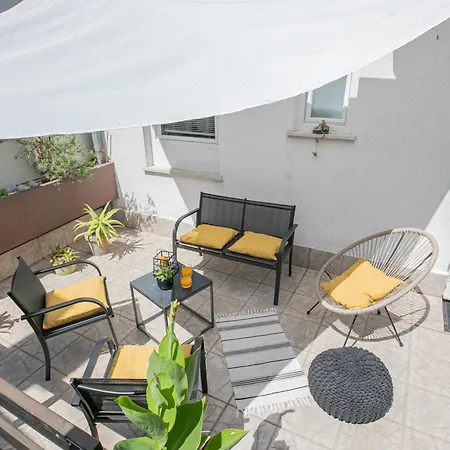 Апартаменти Colosseum View&dreams Пула